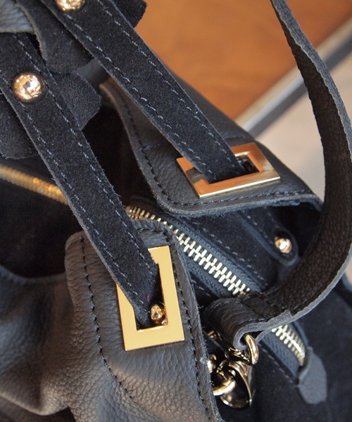 BEAUTY&YOUTH UNITED ARROWS(ビューティーアンドユースユナイテッドアローズ)の「BYTF∵ コンビレザージップ2ウェイトートバッグ2¨◆(ショルダーバッグ・レディース・ブラック/グレー/ナチュラル/ネイビー/ベージュ/マスタード/ライトグレー/ブラウン/その他1・FREE)」の13枚目の写真