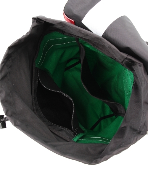 BEAMS BOY（ビームスボーイ）の「●Manhattan Portage / “MP1218” SPECIAL（バックパック/リュック・レディース・イエロー/グリーン・ONE SIZE）」の19枚目の写真