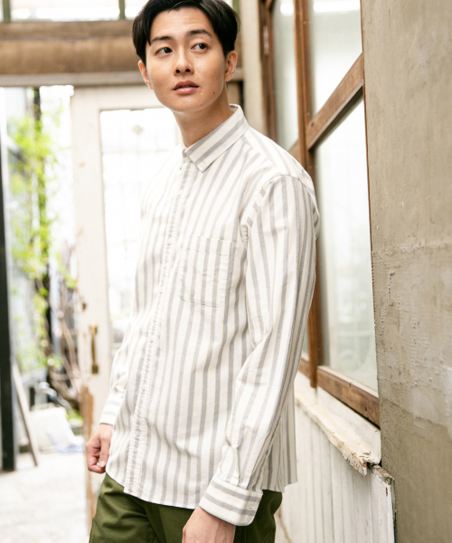 GLOBAL WORK（グローバルワーク）の「オックスフォードストライプシャツ/837129（シャツ/ブラウス・メンズ・ホワイト/パープル/ブルー・SMALL/MEDIUM/LARGE）」の2枚目の写真