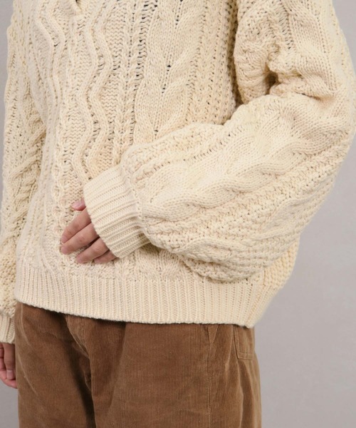 HER CLOSET(ハークローゼット)の「【HERCLOSET】ケーブル編みボリュームスリーブキーネックニット(ニット/セーター・レディース・ベージュ/アイボリー/ミント・M)」の13枚目の写真