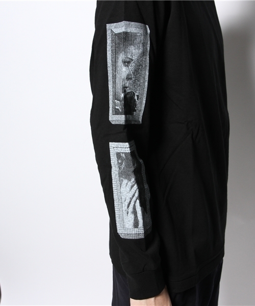 BEAMS T（ビームスティー）の「C.E / ICON L/S（Tシャツ/カットソー・メンズ・ホワイト/ブラック・MEDIUM/LARGE/SMALL）」の5枚目の写真