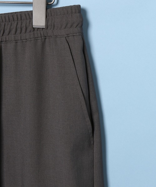 ADAM ET ROPE'（アダムエロペ）の「〈伸縮性・イージーケア〉オープンカラーシャツSET UP（セットアップ・メンズ・ブラック/グレー/ベージュ・M/L/LL）」の15枚目の写真