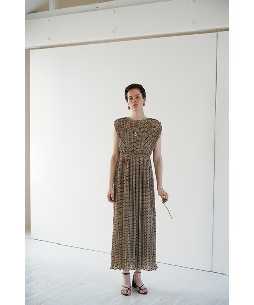 CLANE（クラネ）の「DOT JACQUARD PLEAT ONE PIECE（ワンピース）」 - WEAR