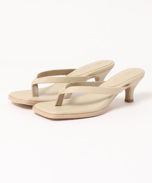 KOBE LETTUCE(コウベレタス)の「スクエアトゥトングミュールヒールサンダル(サンダル・レディース・ブラウン/グレイッシュベージュ/ブラック/オフホワイト・LL/L/S/M)」の16枚目の写真