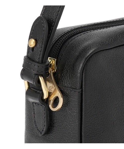 IL BISONTE（イルビゾンテ）の「IL BISONTE / ORIGINAL LEATHER / クロスボディバッグ（ショルダーバッグ・レディース・ブラック/ダークブラウン/オリーブ/グリーン/ライトブラウン/レンガ/ナチュラル/グレー/レッド・FREE）」の10枚目の写真