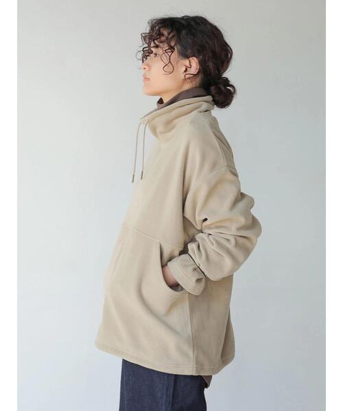 AMERICAN HOLIC(アメリカンホリック)の「スタンドカラーポケット付きフリースプルオーバー *(Tシャツ/カットソー・レディース・ブラック/ベージュ/モカ・M/L)」の16枚目の写真