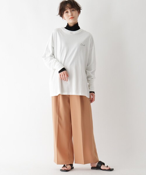 AG by aquagirl(エージーバイアクアガール)の「◆【AG by Karen】コラボフォトロンT(Tシャツ/カットソー・レディース・ホワイト系その他/ホワイト系その他6/ホワイト系・38/36)」の4枚目の写真