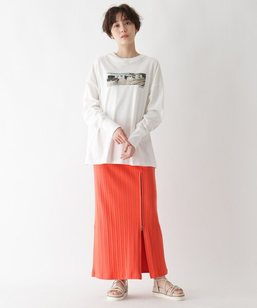 AG by aquagirl(エージーバイアクアガール)の「◆【AG by Karen】コラボフォトロンT(Tシャツ/カットソー・レディース・ホワイト系その他/ホワイト系その他6/ホワイト系・38/36)」の14枚目の写真