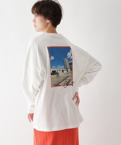 AG by aquagirl(エージーバイアクアガール)の「◆【AG by Karen】コラボフォトロンT(Tシャツ/カットソー・レディース・ホワイト系その他/ホワイト系その他6/ホワイト系・38/36)」の15枚目の写真