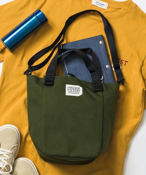 FREDRIK PACKERS(フレドリックパッカーズ)の「【FREDRIK PACKERS】1000D MISSION TOTE XS 2WAYミニトート ショルダー付 フレドリックパッカーズ(ハンドバッグ・レディース・ブラック/ベージュ/オリーブ/レオパード/グレー/ホワイト/マルチ/グリーン/ネイビー/ブラック系3/ブラック系2/ブラック系1/ネイビー系2・FREE)」の8枚目の写真
