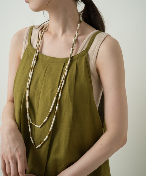 Kastane(カスタネ)の「リネンタックキャミワンピース(ワンピース・レディース・オレンジ/アイボリー/グリーン系その他・1/2)」の5枚目の写真