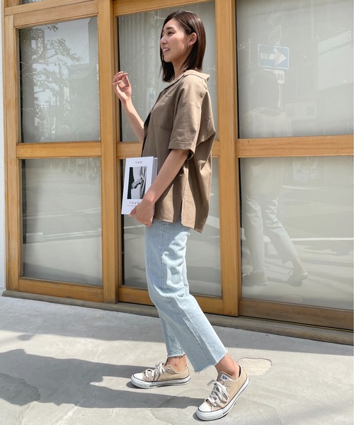 Meli rich（メリーリッチ）の「ポケット付き。ゆったりリネンオープンカラーシャツ（シャツ/ブラウス・レディース・ブラック/ベージュ/ライトグリーン/モカ/ナチュラル/ブラウン/カーキ/アイボリー/ブラック系・MEDIUM）」の16枚目の写真