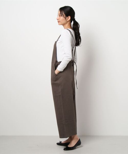 Samansa Mos2 blue（サマンサモスモスブルー）の「コットンリネンキャミサロペット（サロペット/オーバーオール・レディース・ブラウン/キナリ/ブラック・ﾌﾘ-）」の4枚目の写真