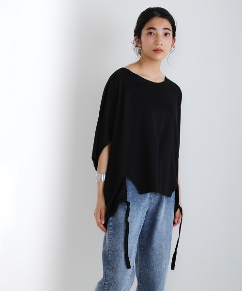 Bou Jeloud（ブージュルード）の「バックギャザードルマンTOPS（Tシャツ/カットソー・レディース・ブラック/ベージュ/パープル/イエロー・FREE）」の2枚目の写真