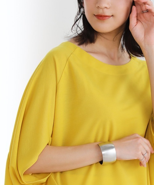 Bou Jeloud（ブージュルード）の「バックギャザードルマンTOPS（Tシャツ/カットソー・レディース・ブラック/ベージュ/パープル/イエロー・FREE）」の9枚目の写真