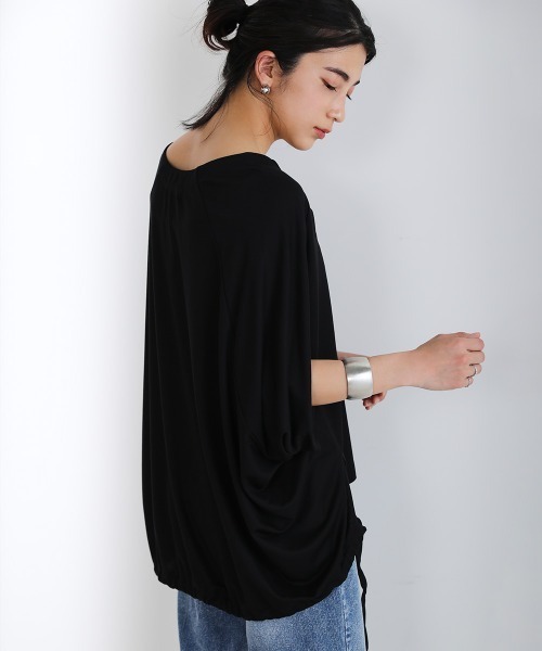 Bou Jeloud（ブージュルード）の「バックギャザードルマンTOPS（Tシャツ/カットソー・レディース・ブラック/ベージュ/パープル/イエロー・FREE）」の18枚目の写真