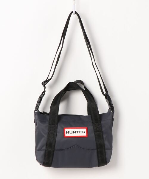 HUNTER（ハンター）の「NYLON TOPCLIP TOTE MINI（トートバッグ・レディース・ネイビー/ブラック系その他/ピンク系その他/ブラック/ピンク/イエロー/ダークオリーブ・FREE）」の4枚目の写真