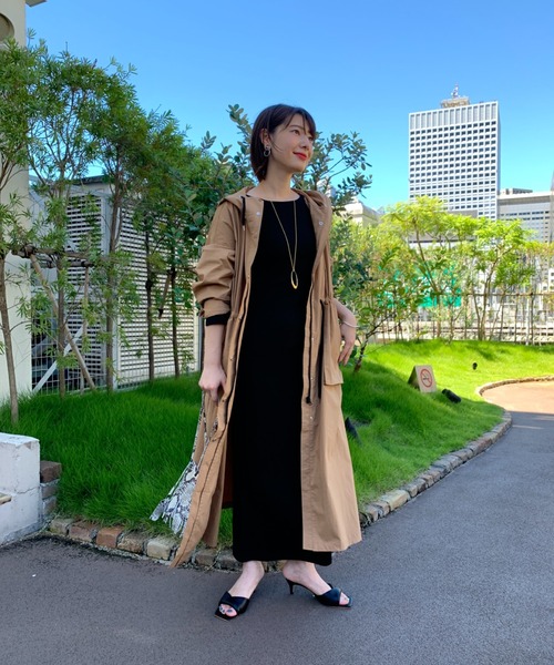 LOUNGEDRESS(ラウンジドレス)の「BIGマンパ(マウンテンパーカー・レディース・ブラック/キャメル・FREE)」の20枚目の写真