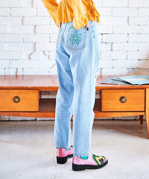 PUNYUS（プニュズ）の「刺繍デニムパンツ（デニムパンツ・レディース・ブルー系その他・3/4/1/2）」の17枚目の写真