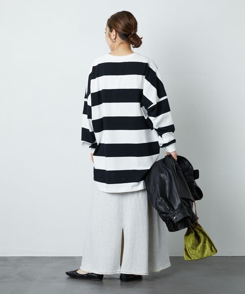 FREAK'S STORE（フリークスストア）の「▽【WEB限定】ワイドボーダーTシャツ（Tシャツ/カットソー・レディース・ブラック×パープル/ライトグレー系/グリーン系その他/ブラック×ホワイト/ブラック×ベージュ/ブルー/ブラウン/ラベンダー・ﾌﾘ-）」の11枚目の写真