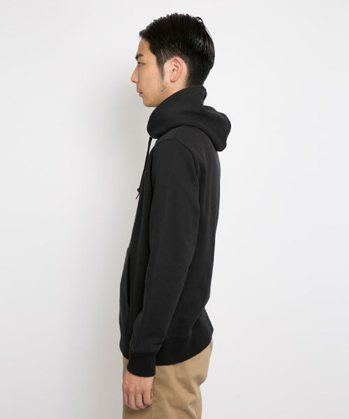 XLARGE（エクストララージ）の「OG CHAMBER PULLOVER HOOD SWEAT（パーカー・メンズ・アッシュ/ブラック・LARGE/MEDIUM/SMALL/X-LARGE）」の6枚目の写真