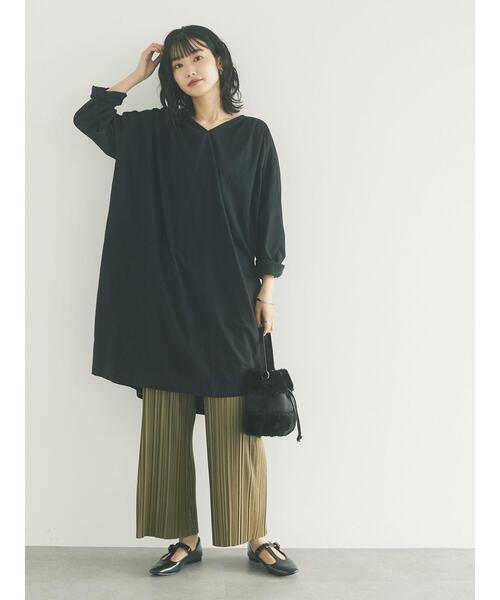 CRAFT STANDARD BOUTIQUE（クラフトスタンダードブティック）の「Vネックギャザーワンピース　＊◇（ワンピース・レディース・テラコッタ/ブラック/モカ/マスタード・FREE）」の13枚目の写真