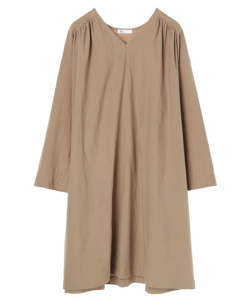 CRAFT STANDARD BOUTIQUE（クラフトスタンダードブティック）の「Vネックギャザーワンピース　＊◇（ワンピース・レディース・テラコッタ/ブラック/モカ/マスタード・FREE）」の2枚目の写真