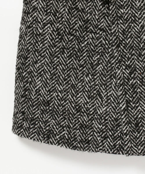 BRILLA per il gusto(ブリッラペルイルグースト)の「PALTO / ヘリンボーン 4ボタンダブル ベルテッドコート(トレンチコート・メンズ・ブラック・46/44/48)」の5枚目の写真