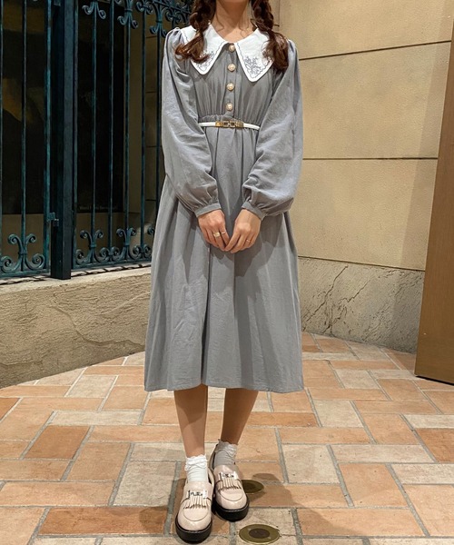 刺繍襟ワンピ【ZOZOTOWN限定アイテム】【8PO】（ワンピース）｜apres