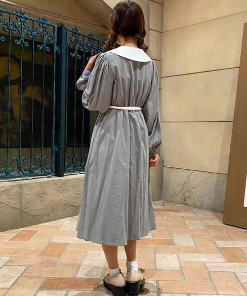 美品♡ aveniretoile ビジューフラップポケットワンピース　パール 新作入荷情報〈ビジューフラップポケットワンピース〉 | m-i-d