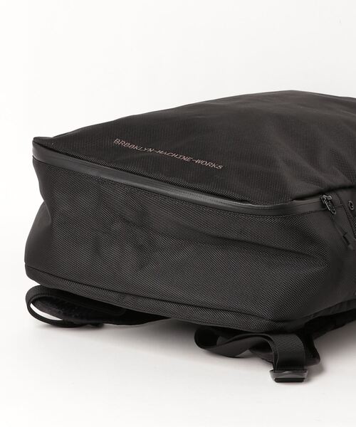 ムラサキスポーツ（ムラサキスポーツ）の「BROOKLYN MACHINE WORKS/ブルックリンマシーンワークスバックパック 21-BKMWBAG-03（バックパック/リュック・メンズ・ブラック・FREE）」の5枚目の写真