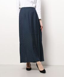ジャガード柄 サテンマキシスカート