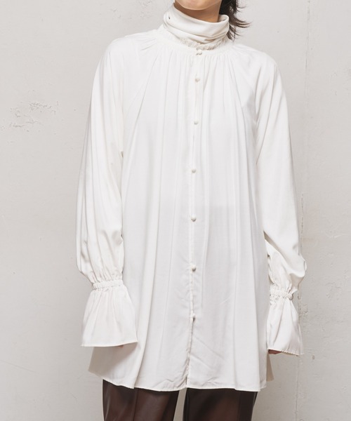 CIAOPANIC（チャオパニック）の「キャンディースリーブブラウス（シャツ/ブラウス・レディース・ブラック/オフホワイト/オリーブ・FREE）」の4枚目の写真