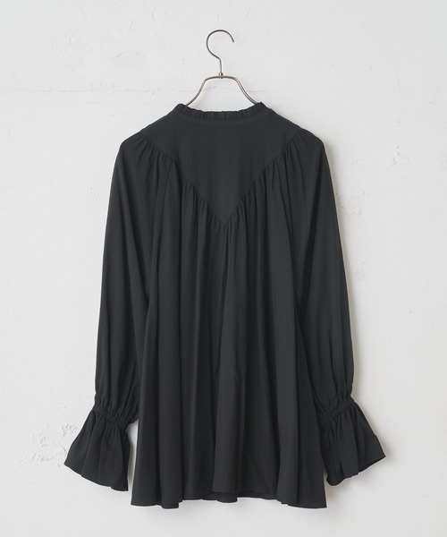 CIAOPANIC（チャオパニック）の「キャンディースリーブブラウス（シャツ/ブラウス・レディース・ブラック/オフホワイト/オリーブ・FREE）」の11枚目の写真