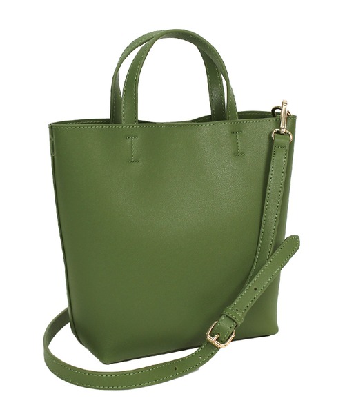 Newlyme（ニューリーミー）の「コンパクト2wayミディショルダーバッグ（ショルダーバッグ・レディース・ブラック/モカ/ライトグレー/ライトブルー/ピンク/カーキ/シルバー/アイボリー/サーモンピンク/セージグリーン/キャメル/ラベンダー・FREE）」の6枚目の写真