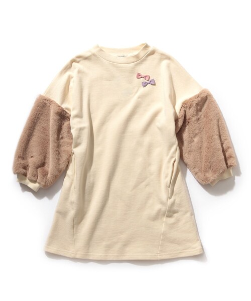 SHOO・LA・RUE（シューラルー）の「◆【100-140cm】袖ファー切替裏毛ワンピース（ワンピース・キッズ・アイボリー/ベビーピンク・12/14/11/10/13）」の2枚目の写真