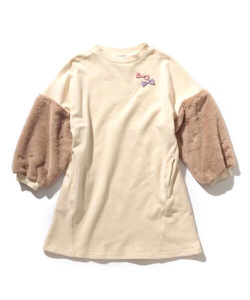 SHOO・LA・RUE（シューラルー）の「◆【100-140cm】袖ファー切替裏毛ワンピース（ワンピース・キッズ・アイボリー/ベビーピンク・12/14/11/10/13）」の4枚目の写真
