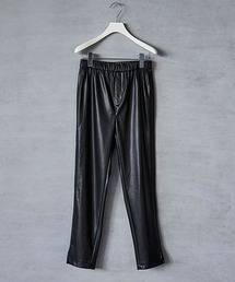 lautreamont BLEUBLANC | <lautreamont BLEUBLANC>フェイクレザースリムパンツ≪サスティナブル素材使用≫(その他パンツ)