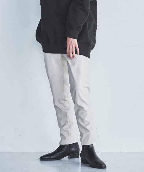 lautreamont BLEUBLANC（ロートレアモンブルーブラン）の「<lautreamont BLEUBLANC>フェイクレザースリムパンツ≪サスティナブル素材使用≫（その他パンツ・レディース・ブラック/ベージュ・9号/11号/7号）」の18枚目の写真