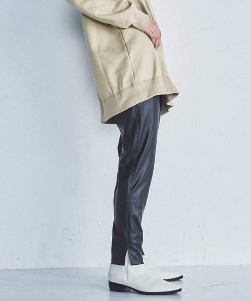 lautreamont BLEUBLANC（ロートレアモンブルーブラン）の「<lautreamont BLEUBLANC>フェイクレザースリムパンツ≪サスティナブル素材使用≫（その他パンツ・レディース・ブラック/ベージュ・9号/11号/7号）」の14枚目の写真