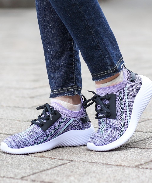 チチカカ（チチカカ）の「ジオメトリックニットスニーカー（スニーカー・レディース・パープル/イエロー/グリーン・MEDIUM/LARGE）」の2枚目の写真