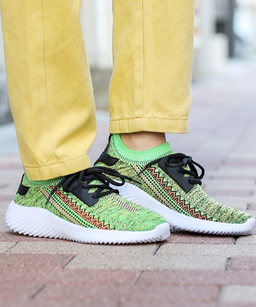 チチカカ（チチカカ）の「ジオメトリックニットスニーカー（スニーカー・レディース・パープル/イエロー/グリーン・MEDIUM/LARGE）」の5枚目の写真