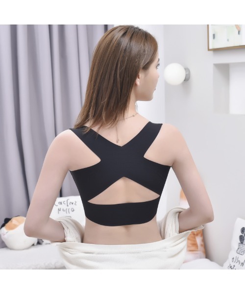 おしゃれスタ（オシャレスタ）の「ナイトブラ　クロスストラップベルト付きナイトブラジャー【補正下着】（ナイトブラ・レディース・ブラック/クリーム・S/M/L/XL/XXL）」の4枚目の写真