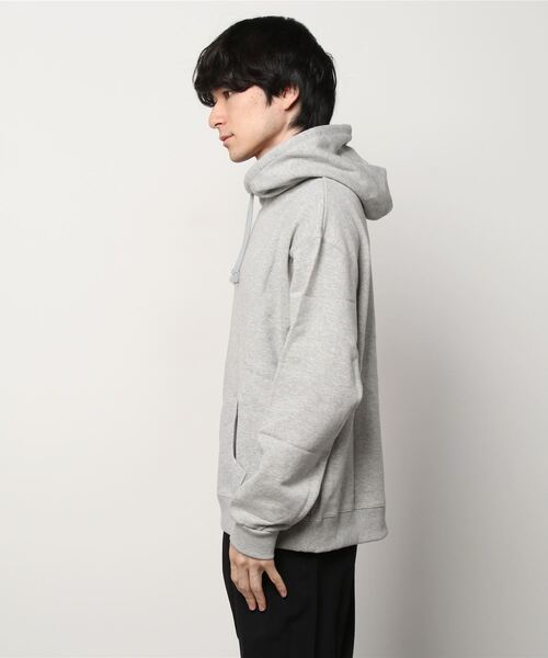 FRUIT OF THE LOOM（フルーツオブザルーム）の「FRUIT OF THE LOOM フルーツオブザルーム パーカー アパレル 綿100 フード 長袖 ロングスリーブ 男女兼用 無地 オーバーサイズ（パーカー・メンズ・ブラック/ネイビー/グレー/ホワイト/ベージュ/ブラウン/チャコールグレー・MEDIUM/SMALL/X-LARGE/LARGE/XX-LARGE）」の8枚目の写真