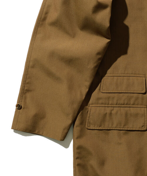 BEAMS PLUS（ビームスプラス）の「BEAMS PLUS / テフロンコットン シャンブレー トラベルコート（ステンカラーコート・メンズ・ベージュ/ネイビー/ブラウン・SMALL/MEDIUM/LARGE/X-LARGE）」の5枚目の写真