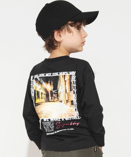BRANSHES（ブランシェス）の「【bコレ】グラフィック長袖Tシャツ ロンT（Tシャツ/カットソー・キッズ・ホワイト/チャコールグレー/ライトグレー/ブラック/ベージュ/グレー/オフホワイト/オレンジ/ブルーグレー/ラベンダー/カラフル・100/110/120/130/140/150）」の16枚目の写真