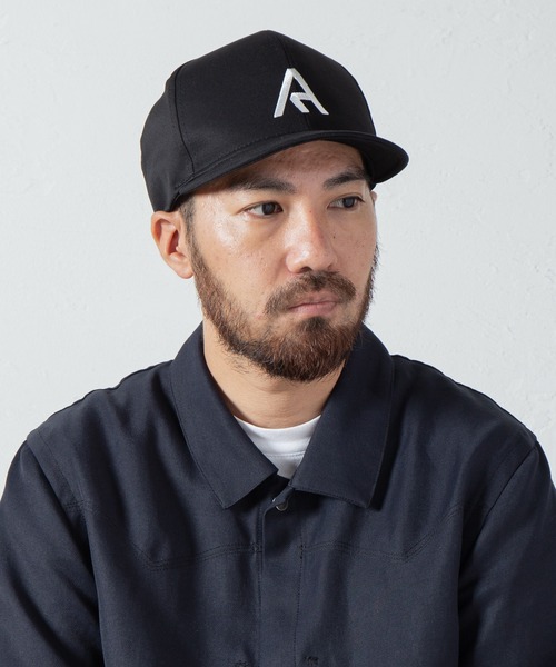 RACAL（ラカル）の「RA UMPIRE CAP / RA アンパイアキャップ（キャップ・メンズ・ベージュ/ネイビー/ブラック・X-LARGE/MEDIUM/LARGE）」の2枚目の写真