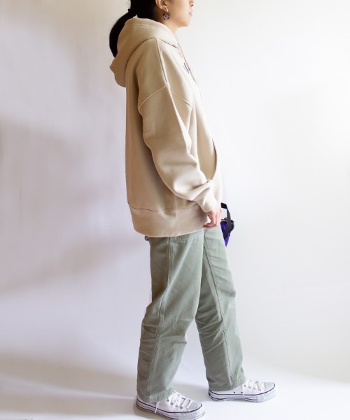 ALL ORDINARIES(オールオーディナリーズ)の「MILFORDビッグプルパーカー(パーカー・レディース・アッシュグレー/ベージュ/ネイビー・M)」の12枚目の写真