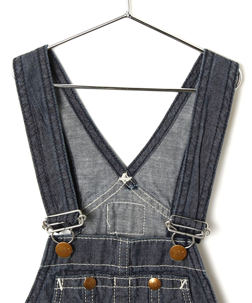 B:MING by BEAMS(ビーミングバイビームス)の「Lee / オーバーオールスカート(ワンピース・キッズ・ブルー系その他・100/90/110/120/130)」の2枚目の写真