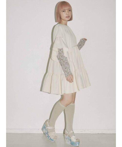 merry jenny（メリージェニー）の「ギャザーティアードミニワンピース（ワンピース・レディース・ブラック/アイボリー・FREE）」の6枚目の写真